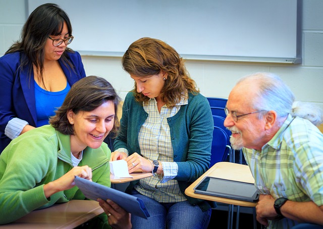 Membres du CSE : les formations obligatoires